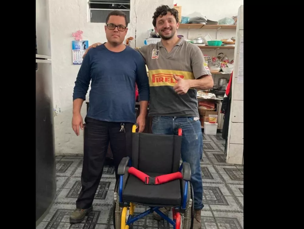 Doações e restaurações de cadeiras de rodas